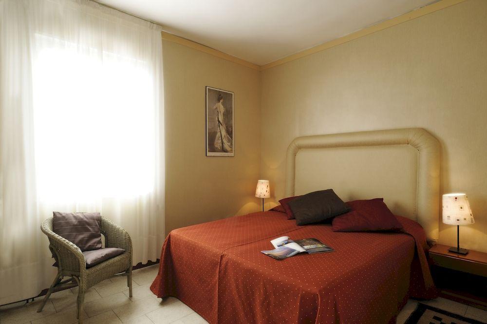 Residence San Marco Suites&Apartments Алассио Экстерьер фото