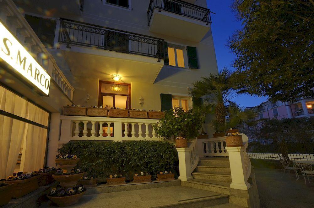 Residence San Marco Suites&Apartments Алассио Экстерьер фото